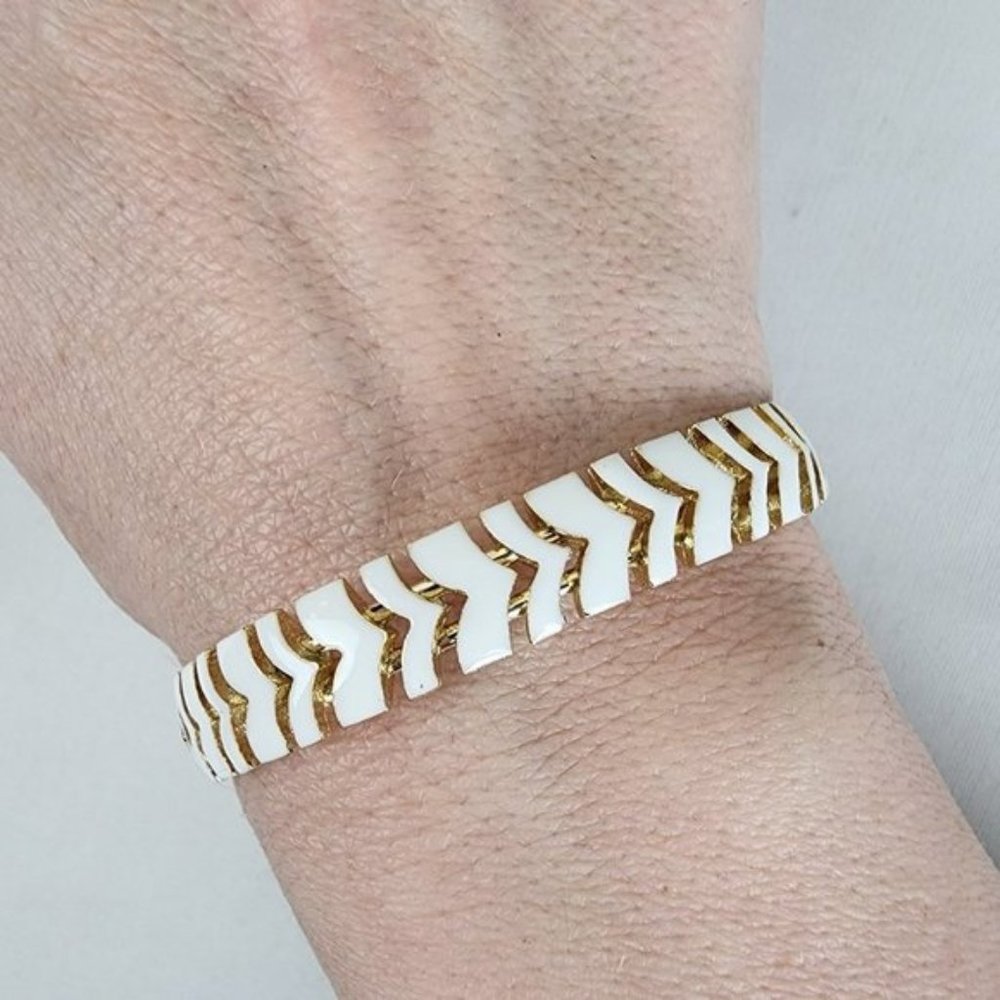 Vintage White &Gold Enamel Metal Cuff Bracelet